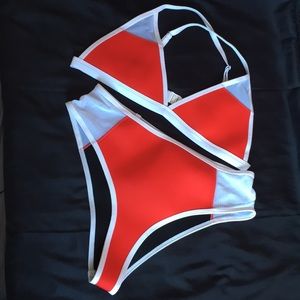 Hoaka Swimwear bikini set